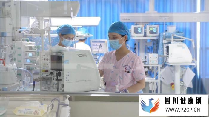 安徽600余克低體重試管雙胞胎闖過(guò)“呼吸關(guān)”(圖2) 安徽600余克低體重試管雙胞胎闖過(guò)“呼吸關(guān)”(圖2)